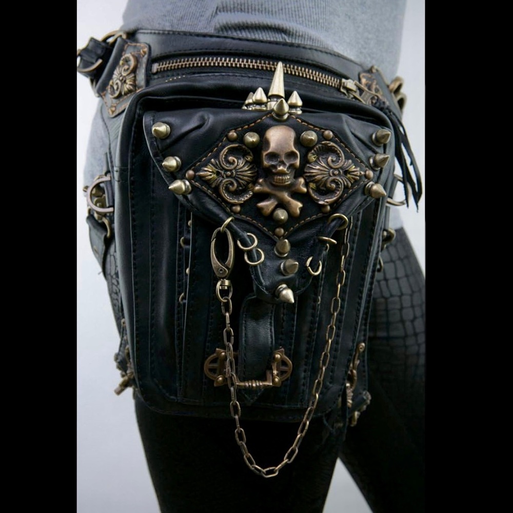 🔥🖤 Multi-Wear Shoulder-Waist-Leg Vintage-Goth Style PU Leather Bag